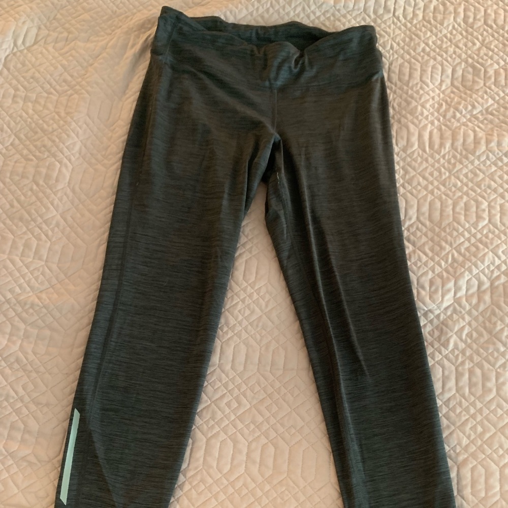 Grey workout leggings
